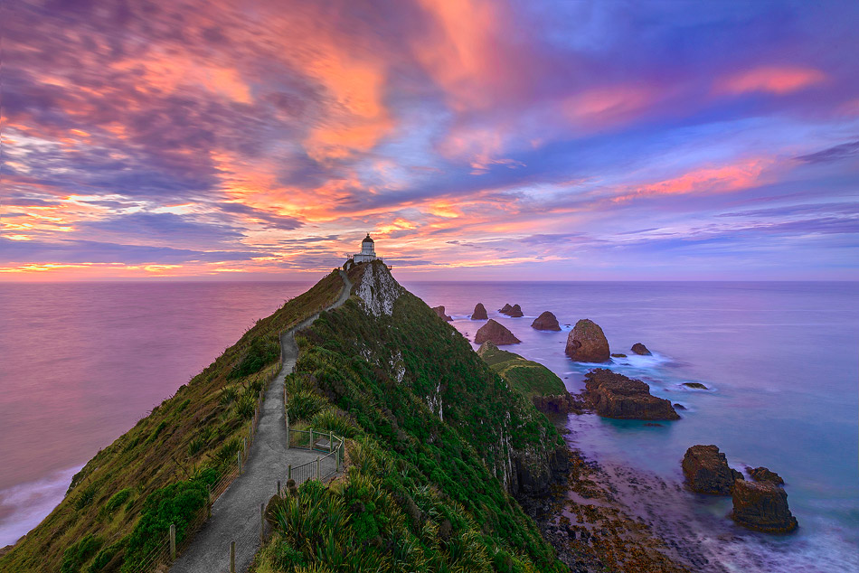 Nugget Point Lighthouse Photo